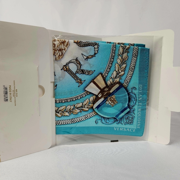 Scarf Versace Dylan blue scarf - Picture 2 of 3